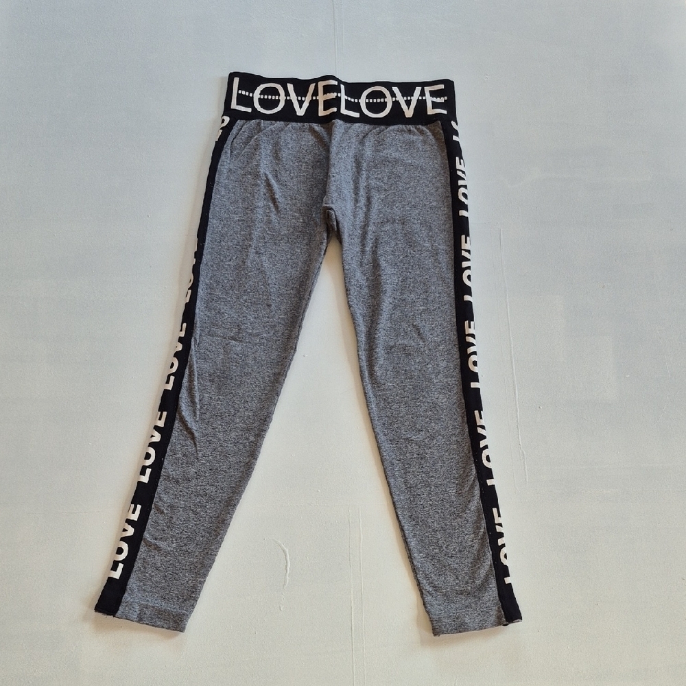 Soho Girls Gray and Black Leggings with Love Design